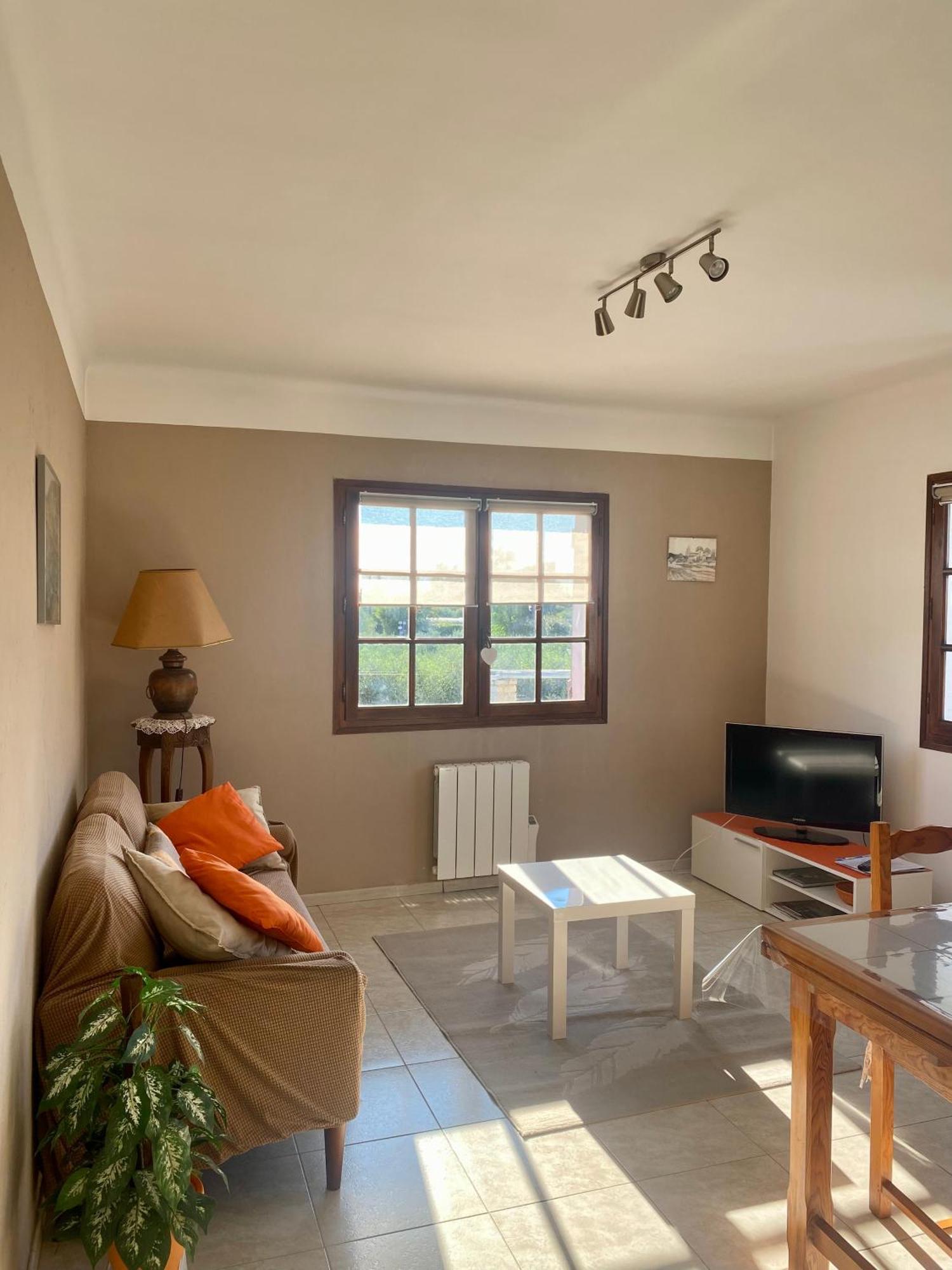 Le Micocoulier Daire La Crau Dış mekan fotoğraf